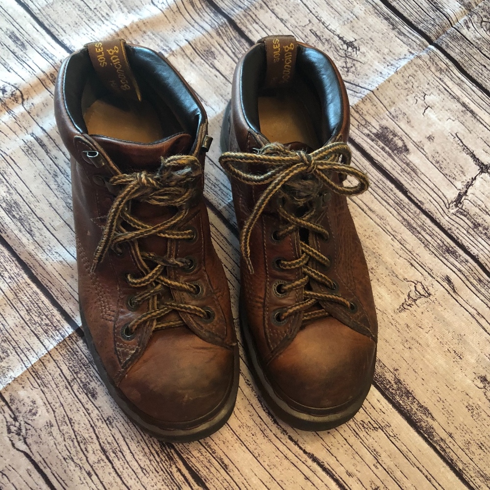 Dr Doc marten Boots Made in England  size 6